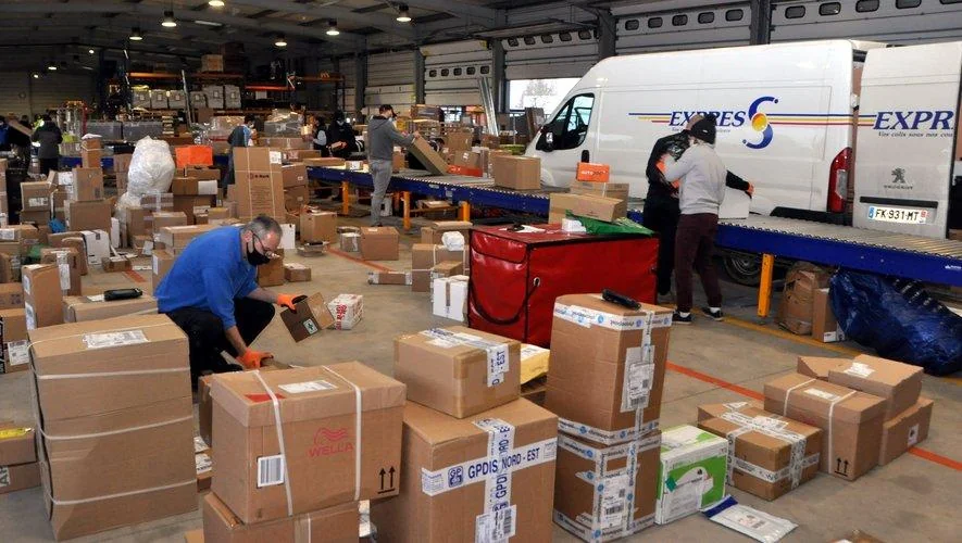E-commerce parcels sorted in a distribution warehouse for courier delivery